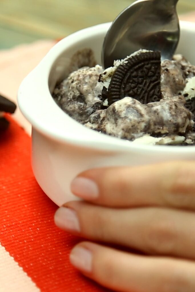 can your freeze oreos with milk
