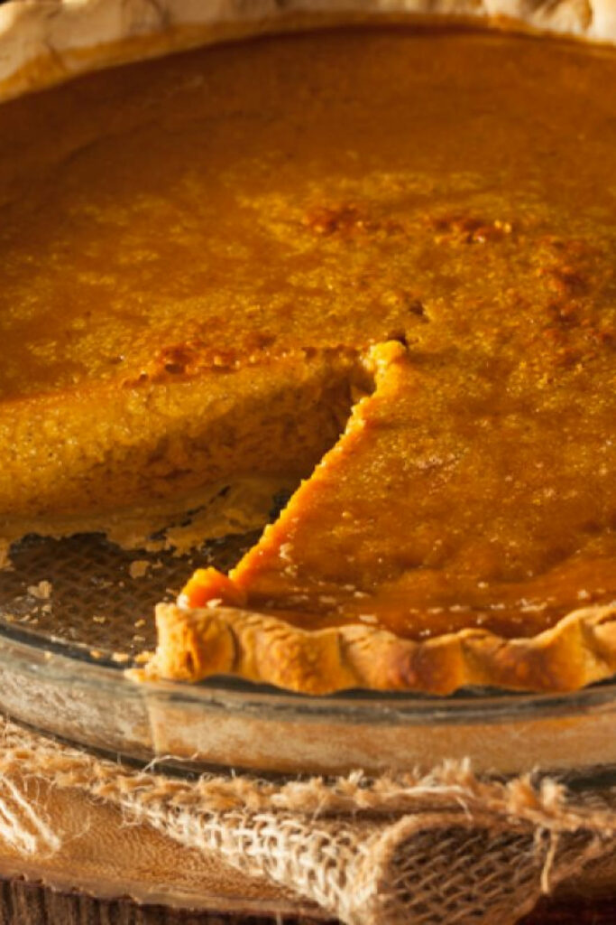 does pumpkin pie need to be refrigerated to last longer